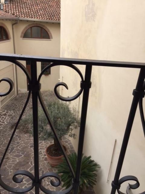 דירות מאנטובה Palazzo Guerrieri Da Fermo מראה חיצוני תמונה